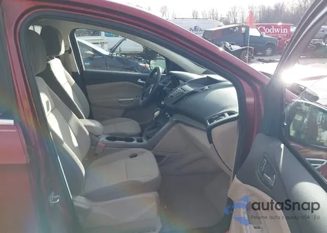 2014 Ford Escape Se z USA, uszkodzony, nr VIN 1FMCU0GXXEUD99984